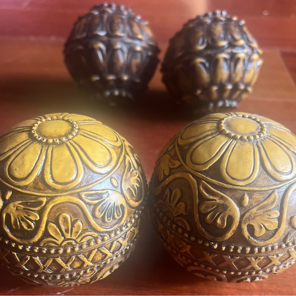 Four (4) piece plastic decorative ball ensemble 2 1/2 inches round